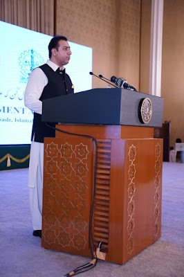 Senior Vice President LCCI Mian Rehman Aziz Chan is addressing LCCI Achievement Awards 2022 distribution