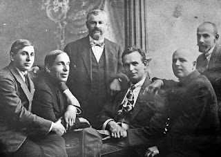 Ипполитов-Иванов в центре, справа - П.И.Цесевич.