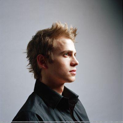 Hayden Christensen hairstyle