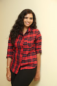 Priyanka latest glam pics-thumbnail-31