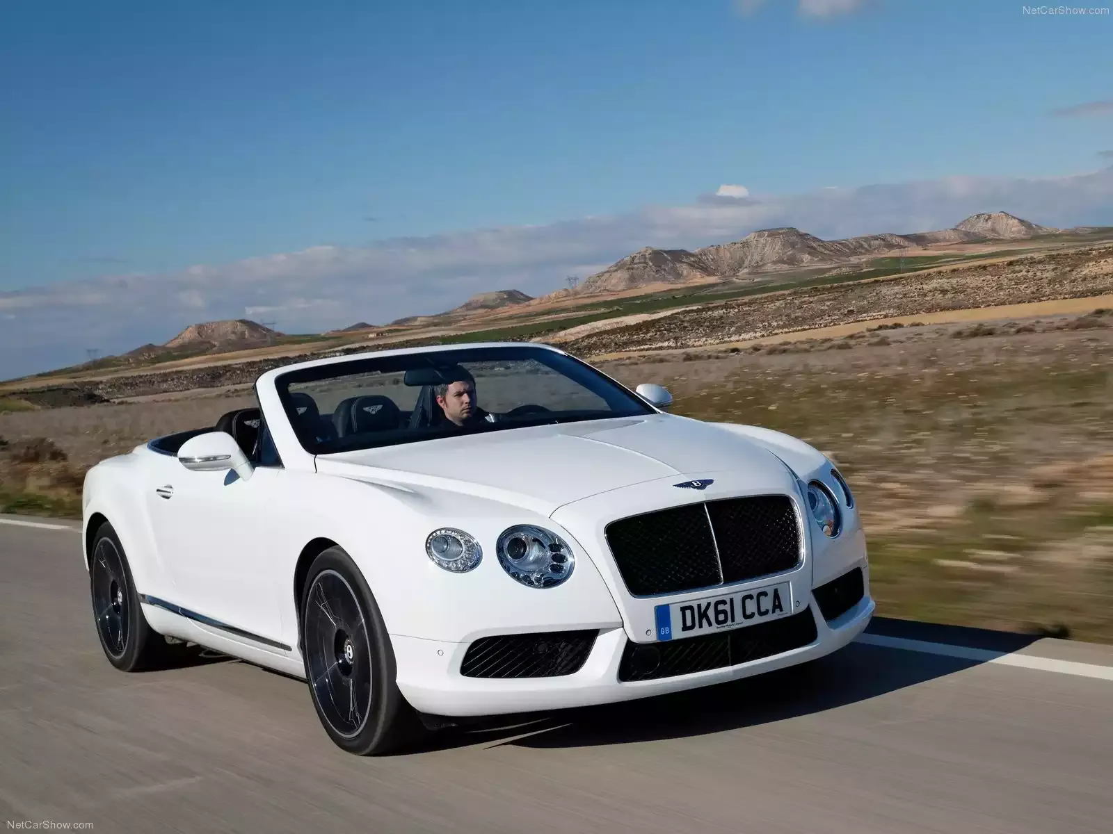 Hình ảnh xe ô tô Bentley Continental GTC V8 2013 & nội ngoại thất