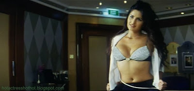 katrina kaif hot pics in bra from boom boom movie