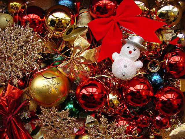 45+ Beautiful Christmas Photos - Free for use anywhere!!!