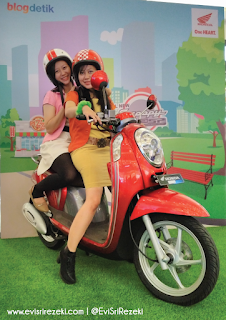 Blogger Bicara with All New Scoopy eSP dan Diana Rikasari