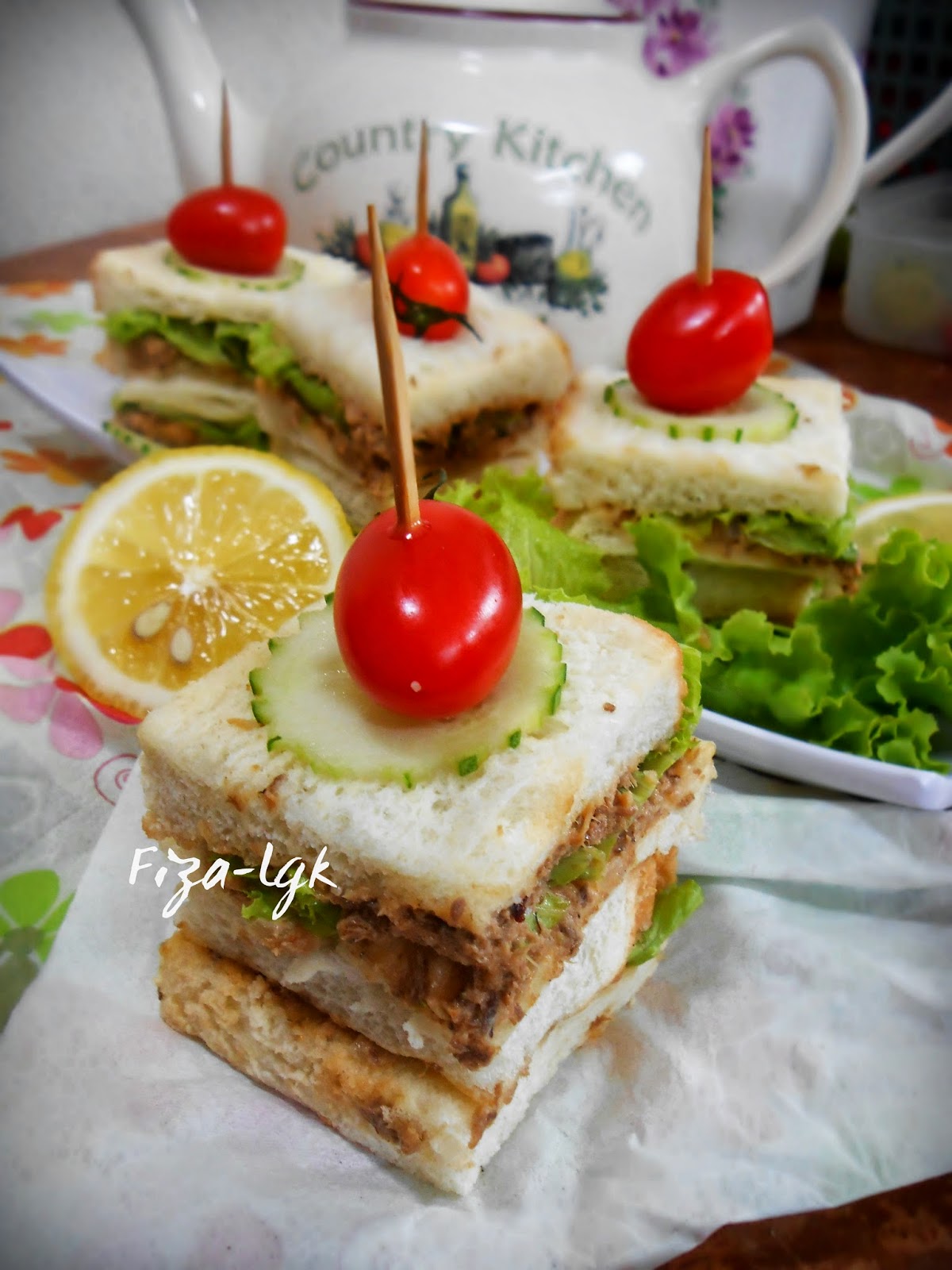 SANDWICH SARDIN - MUDAH  Fiza's Cooking