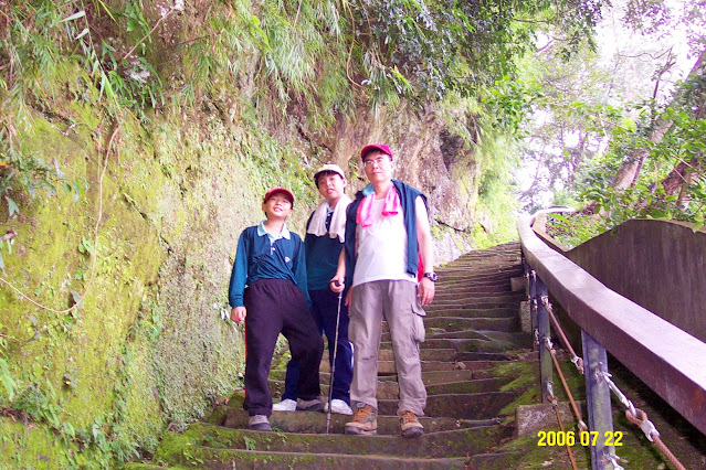 獅頭山下山途中 獅頭山下山途中