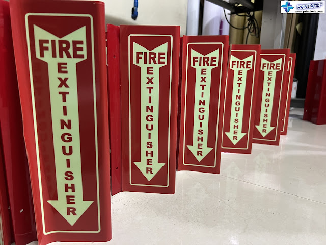 Toblerone Type Acrylic Fire Extinguisher Signs