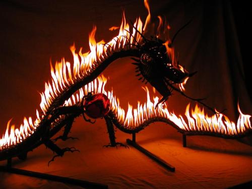 Most Weird Fire Sculptures Designs