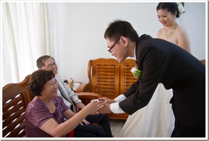 Tea Ceremony at Cheang Home