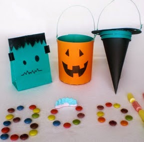 http://turopamolonadiy.blogspot.com.es/2014/10/diy-bolsas-para-chuches-halloween.html#more