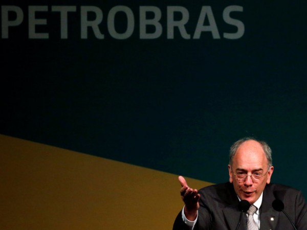 A paralisação do Brasil e a desastrosa gestão de Parente na Petrobrás. 