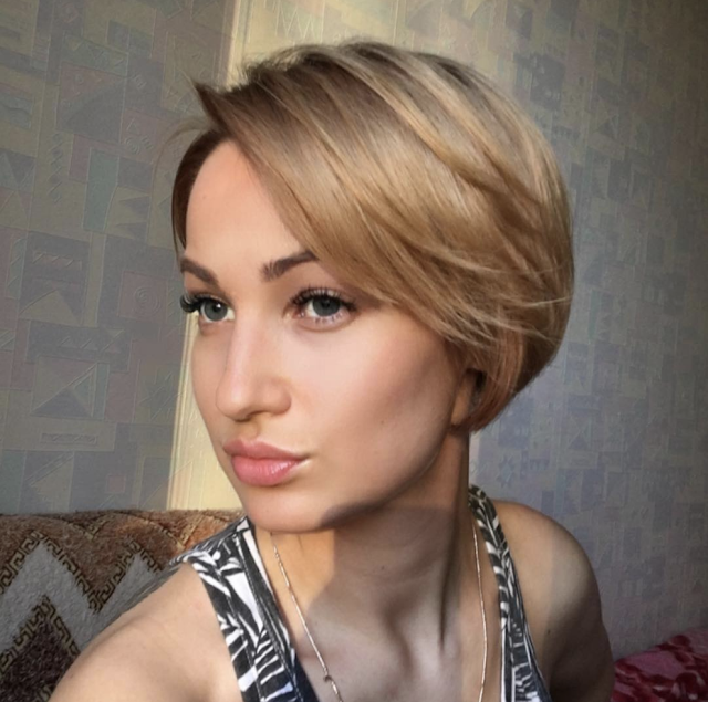 short hairstyles for women 2019