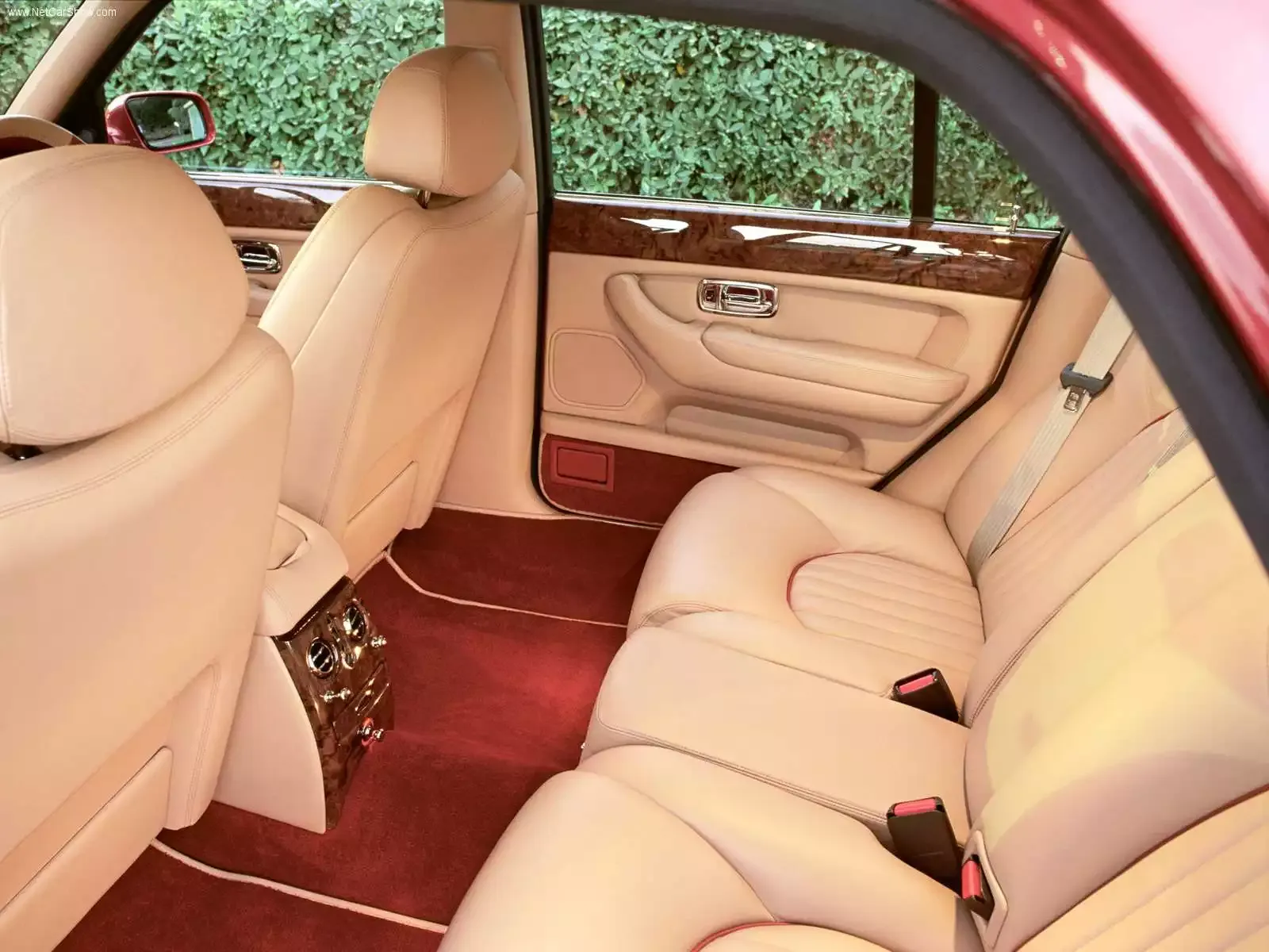 Hình ảnh xe ô tô Bentley Arnage Red Label 2000 & nội ngoại thất