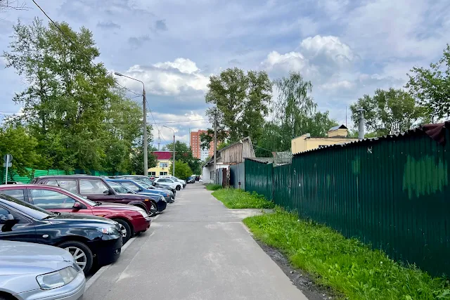 Королёв, улица Орджоникидзе, бывшая автобаза, гаражи (ГСК «Гелиос»)