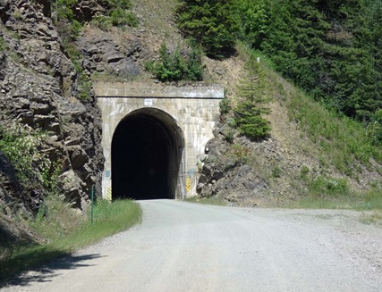 Tunnel