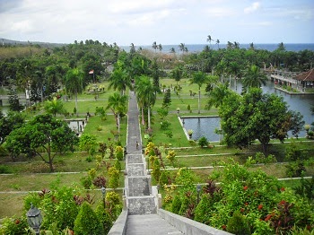 Tempat Wisata Taman Ujung Karangasem Bali