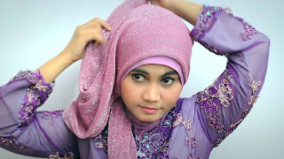 Cara Model Jilbab Kebaya