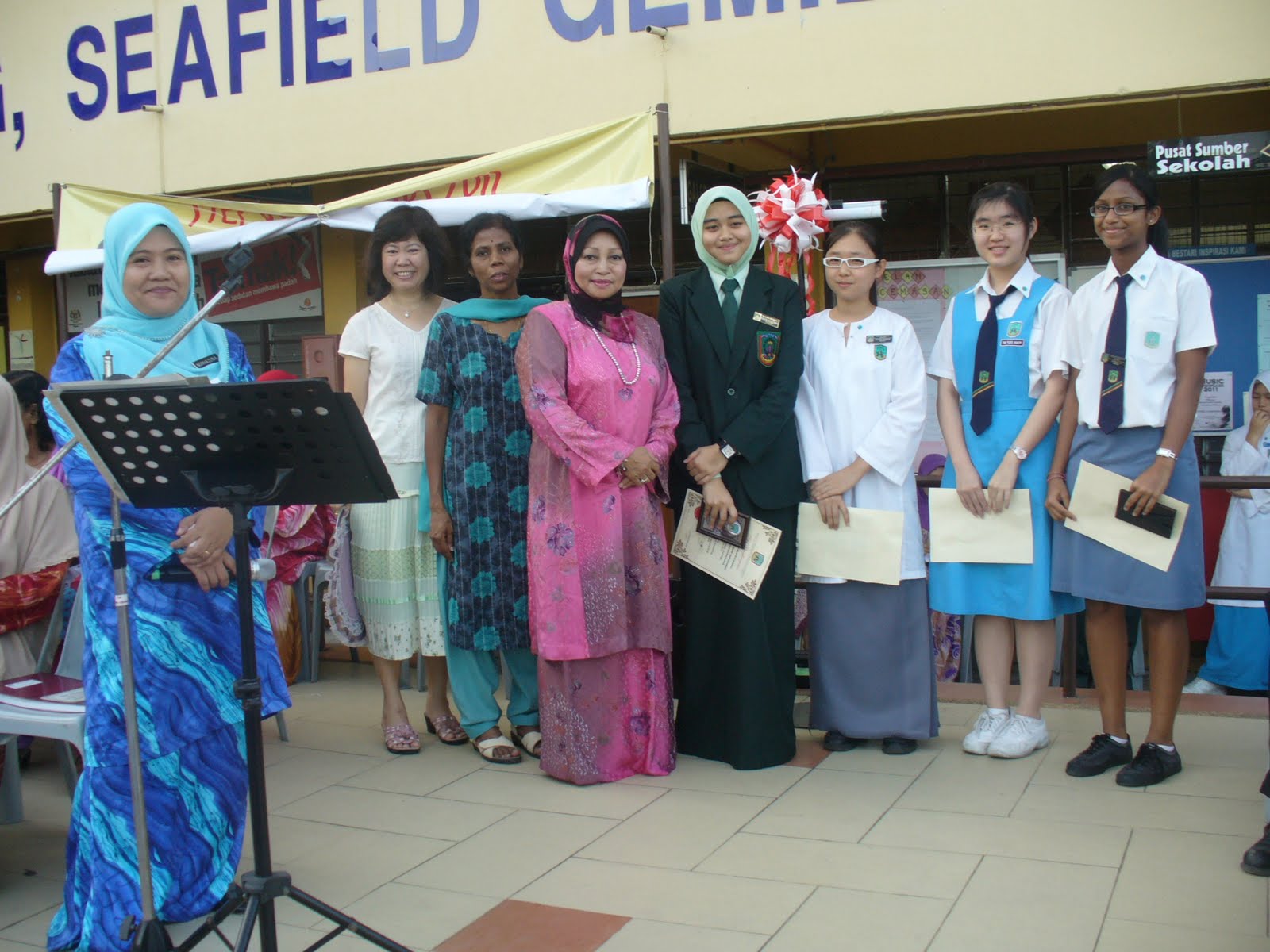 Sehari dalam Sejarah . . .: ANUGERAH TOKOH PELAJAR 2011