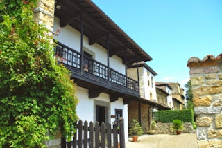 Tiñana, Palacio de Meres