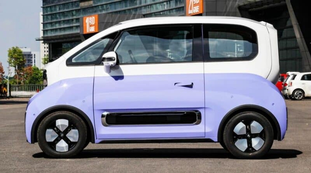 Cận cảnh mẫu xe điện giá rẻ từ 200 triệu đồng, di chuyển tối đa 305 km, sở hữu nhiều trang bị hấp dẫn - Ảnh 2.