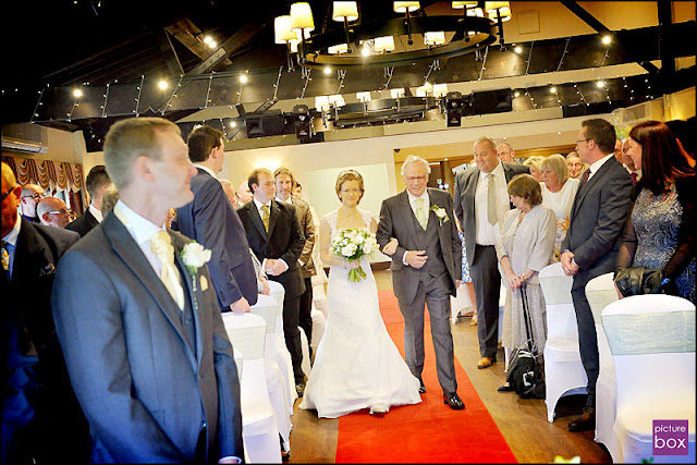 Picture Box at Oak Farm Hotel, Wedding Photography at Oak Farm Hotel, Oak Farm Hotel, Picture Box, Wedding Photos, Weddings Staffordshire, Picture Box, Wedding Photography by Picture Box, Wedding Photography Staffordshire, Photography Oak Farm Hotel, Weddings Oak Farm Hotel, Staffordshire Wedding Photographer, Cannock  Weddings, Cannock Photography. 