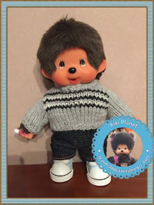 pull gris à rayures fait main pour Kiki ou Monchhichi - tricot - tricotage - vêtements poupées - handmade