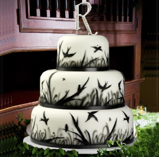  Wedding Cakes in Black & White