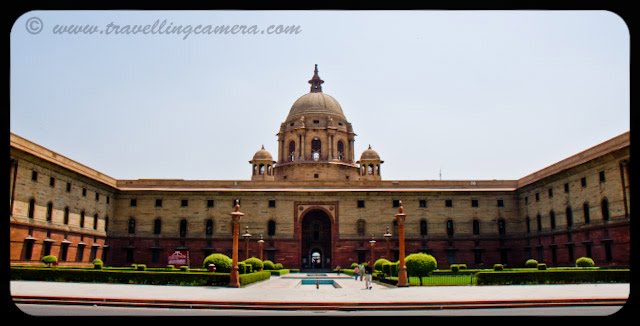 Indian President's House @ Delhi: Rashtrapati Bhavan is the official residence of the President of India, located in New Delhi, Delhi, India. Until 1950 it was known as Viceroy's House and served as the residence of the Viceroy of India. It is at the heart of an area known as Lutyens' Delhi. It is the largest residence of any Head of the State in the world.VJ, ripple, Vijay Kumar Sharma, ripple4photography, Frozen Moments, photographs, Photography, ripple (VJ), VJ, Ripple (VJ) Photography, VJ-Photography, Capture Present for Future, Freeze Present for Future, ripple (VJ) Photographs , VJ Photographs, Ripple (VJ) : President, India, Architecture, Delhi, Colorful, Journey, Main Tourist Places,:MASALA INFO: The song Des Rangila from Fanaa was shot at Rashtrapati Bhavan including its rehearsal scenes.... 