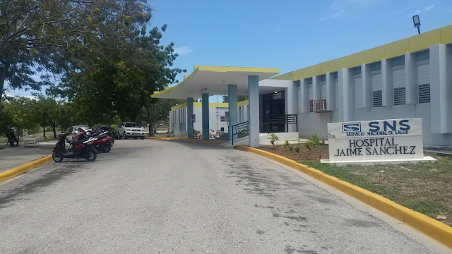 "No hay Cama Pa' tanta gente": Hospital para pacientes COVID-19 en Barahona esta Full