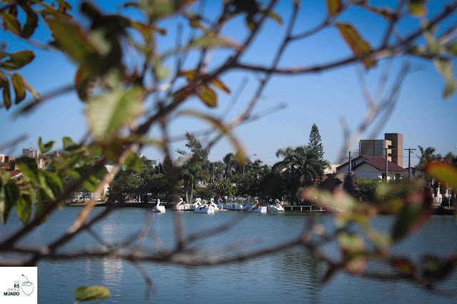 Lagoa do Violão e seus pedalinhos