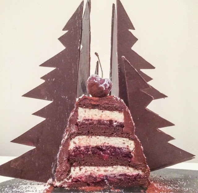 Sapin de Noël façon Forêt Noire - Notre recette avec photos - Meilleur du  Chef