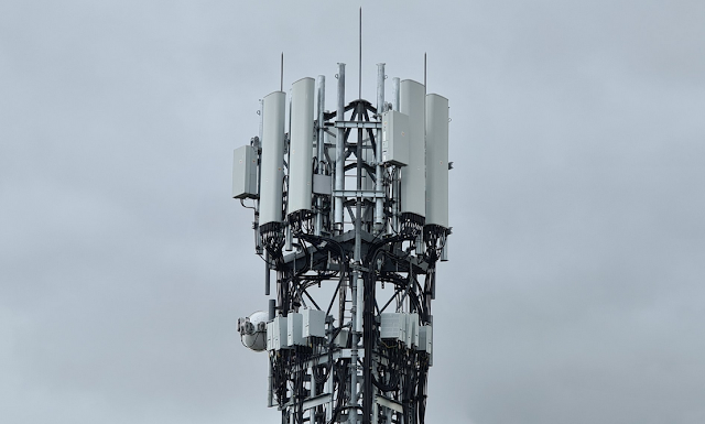 20 metre excessive 5G cell phone mast may pop up – however Councillor objects
