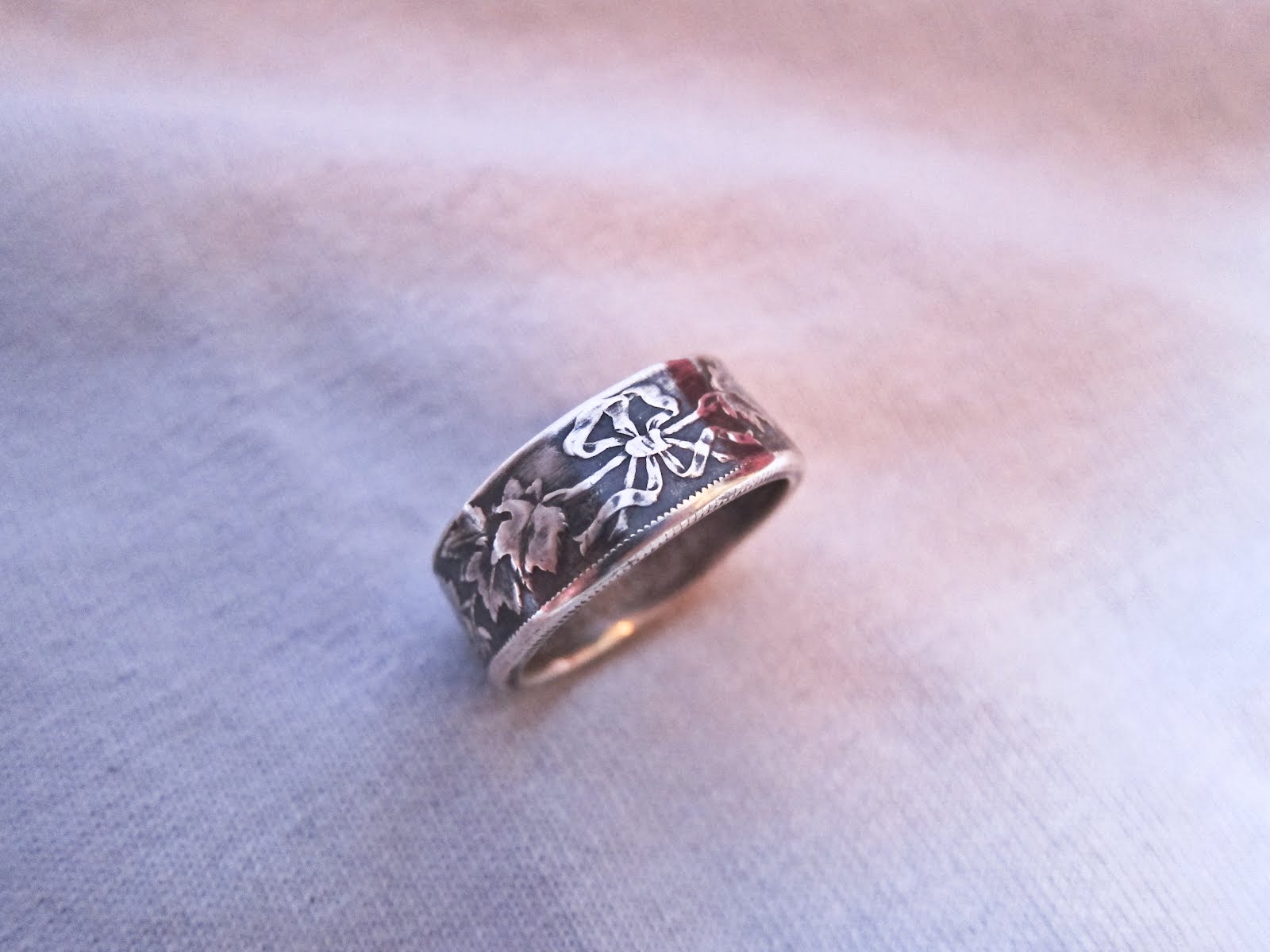 Canada 1919 Sterling Silver 50 Cent Coin Ring. Size 10.