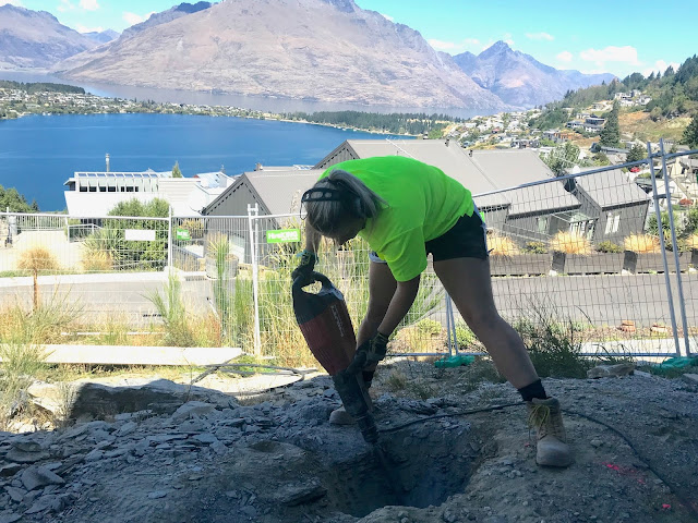 rock breaking queenstown hill