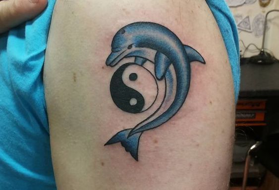 Dolphins-Yin-and-Yang-Shoulder-Tattoo