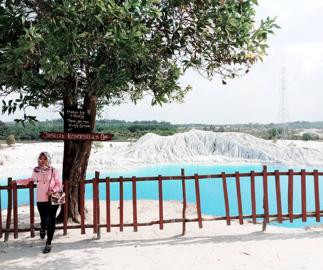Danau Kulong Biru Bangka Belitung