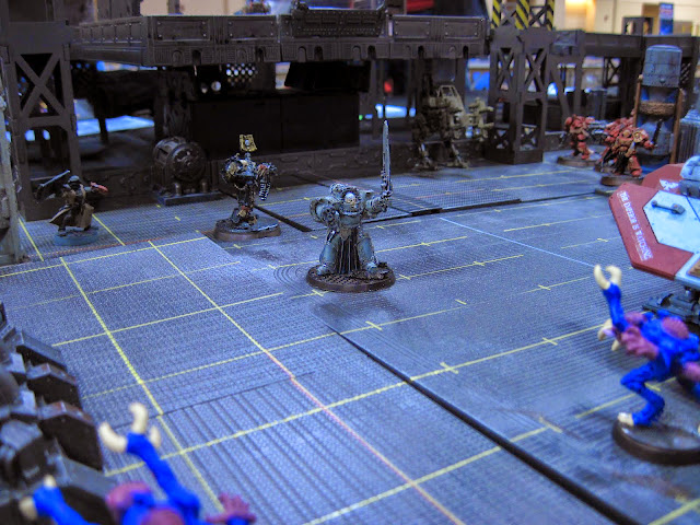 He boxcared it! He and the pilot race towards the shuttle to start it and... are 1 AP short to get away. Bugs win!