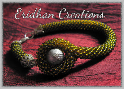 beaded crochet bracelet