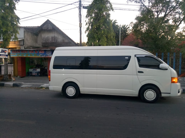 sewa hiace surabaya tuban