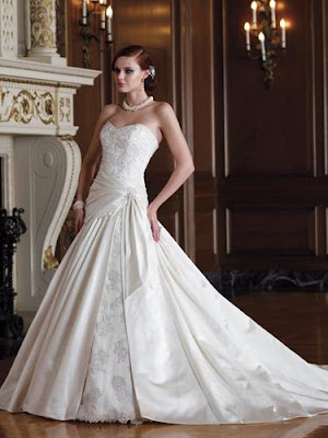 Classic A line Silhouette Wedding Dress Email ThisBlogThis