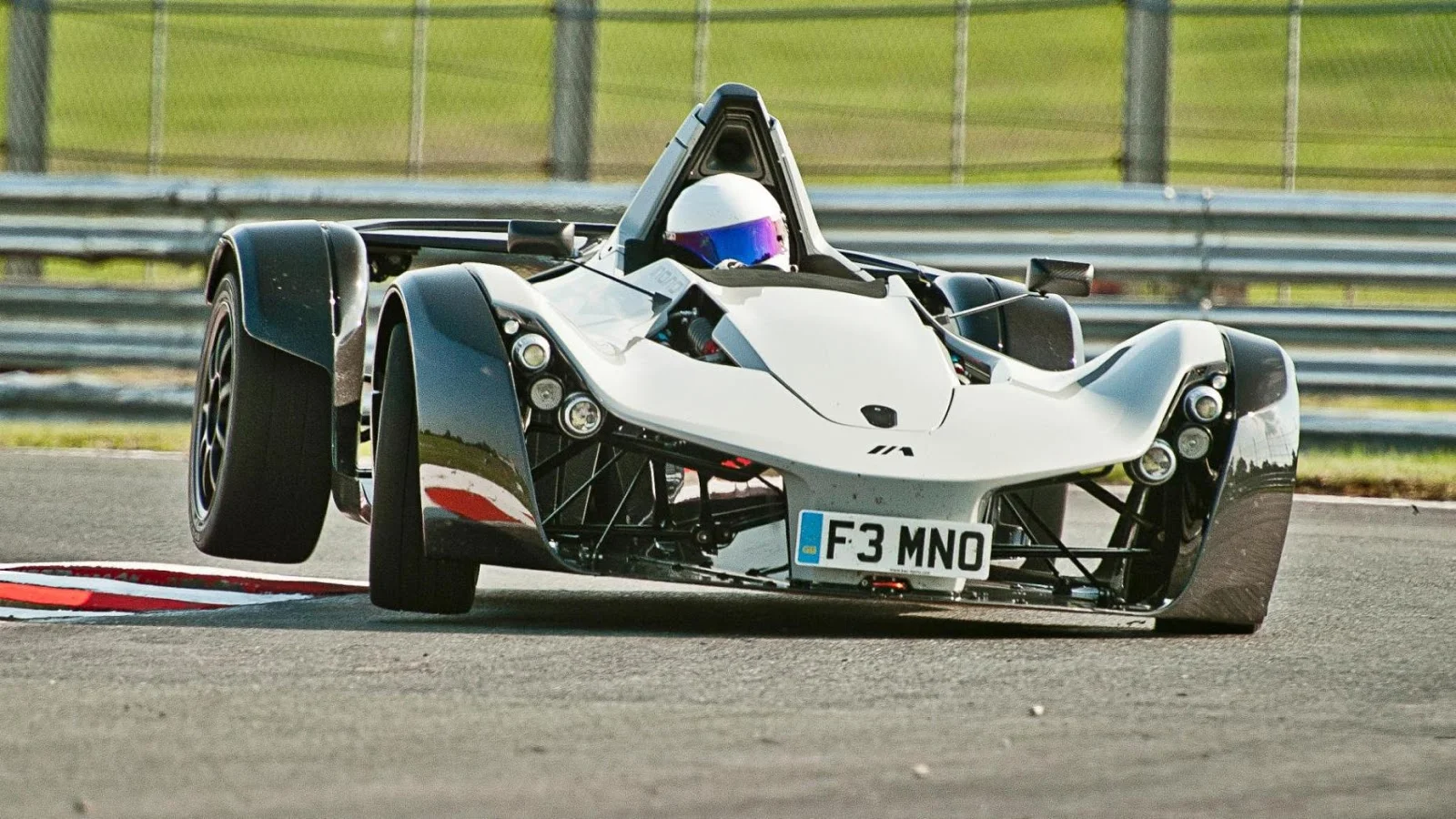 BAC Mono - 2,8 giây