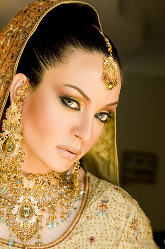 indian bridal makeup videos. indian bridal makeup videos.