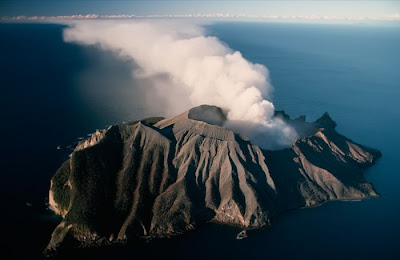 Gambar gunung berapi