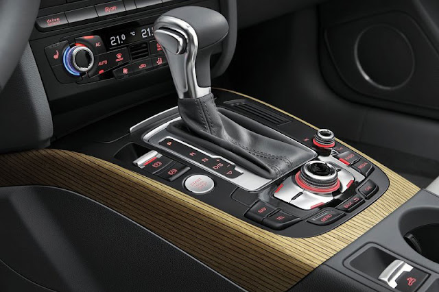 2012 Audi A5 Cabriolet Transmission Interior