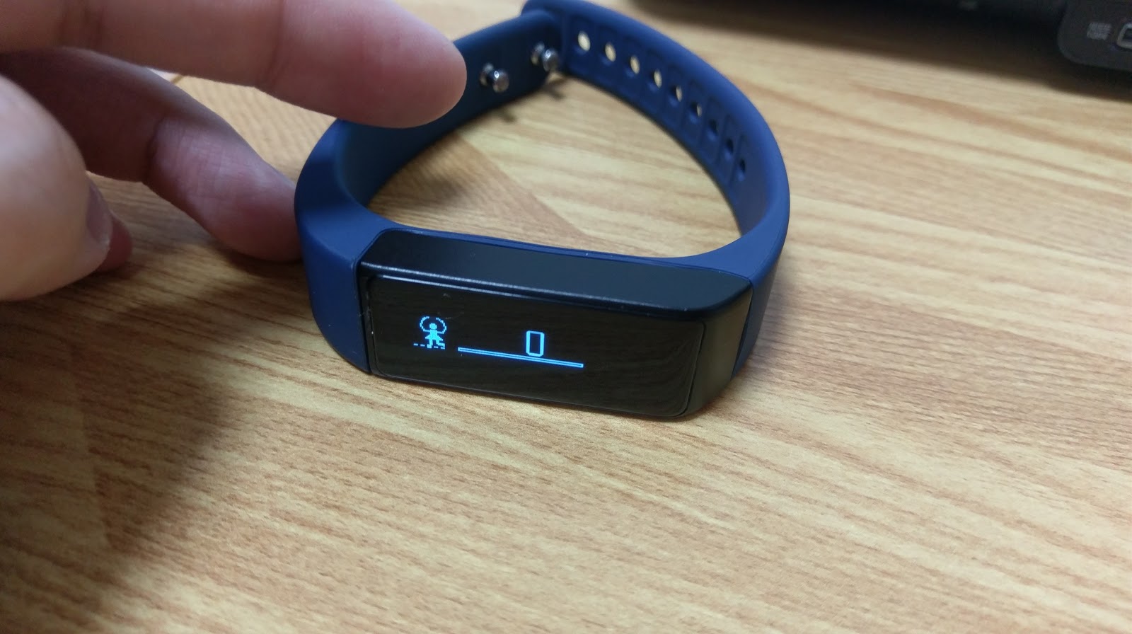 Smart Bracelet I5 Plusとzeroner Healthがアップデート 任意のアプリの通知が可能に Peach Breeze