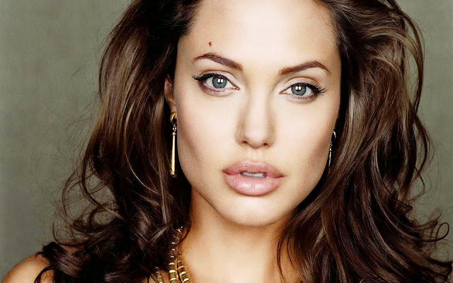 Angelina Jolie