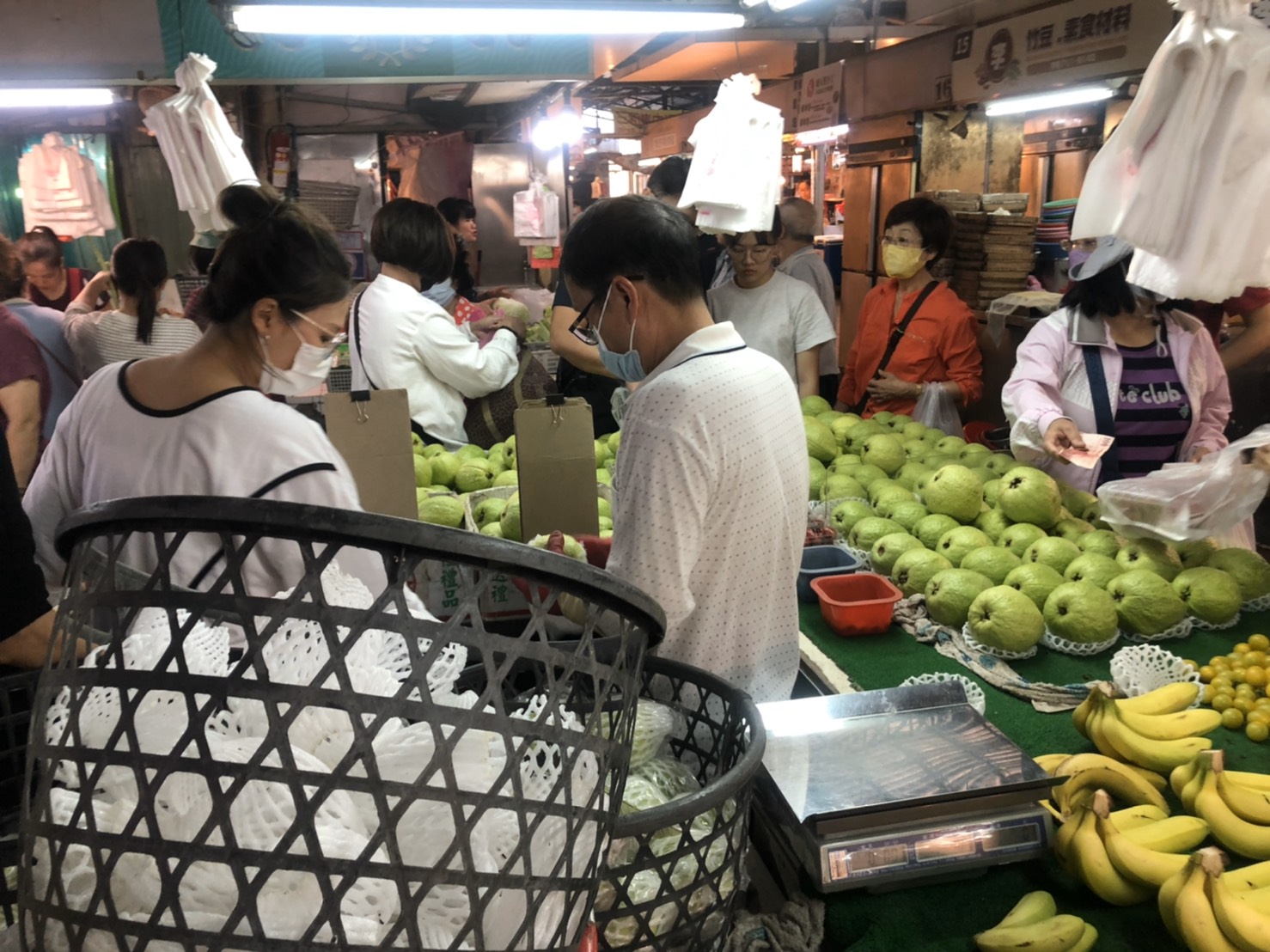 吃完阿榮家水果變歪嘴🐔，讓全家人愛上水果，擁有真正的紅潤光采