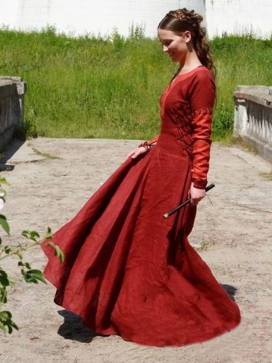 Red Long Sleeves Medieval Dress