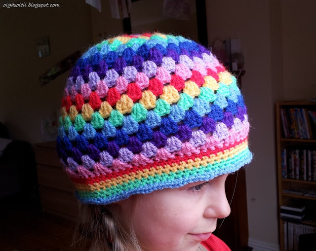 Granny Rainbow Beanie Anastasia 2