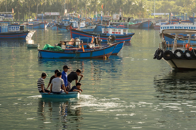 Du lịch Vịnh Vĩnh Hy